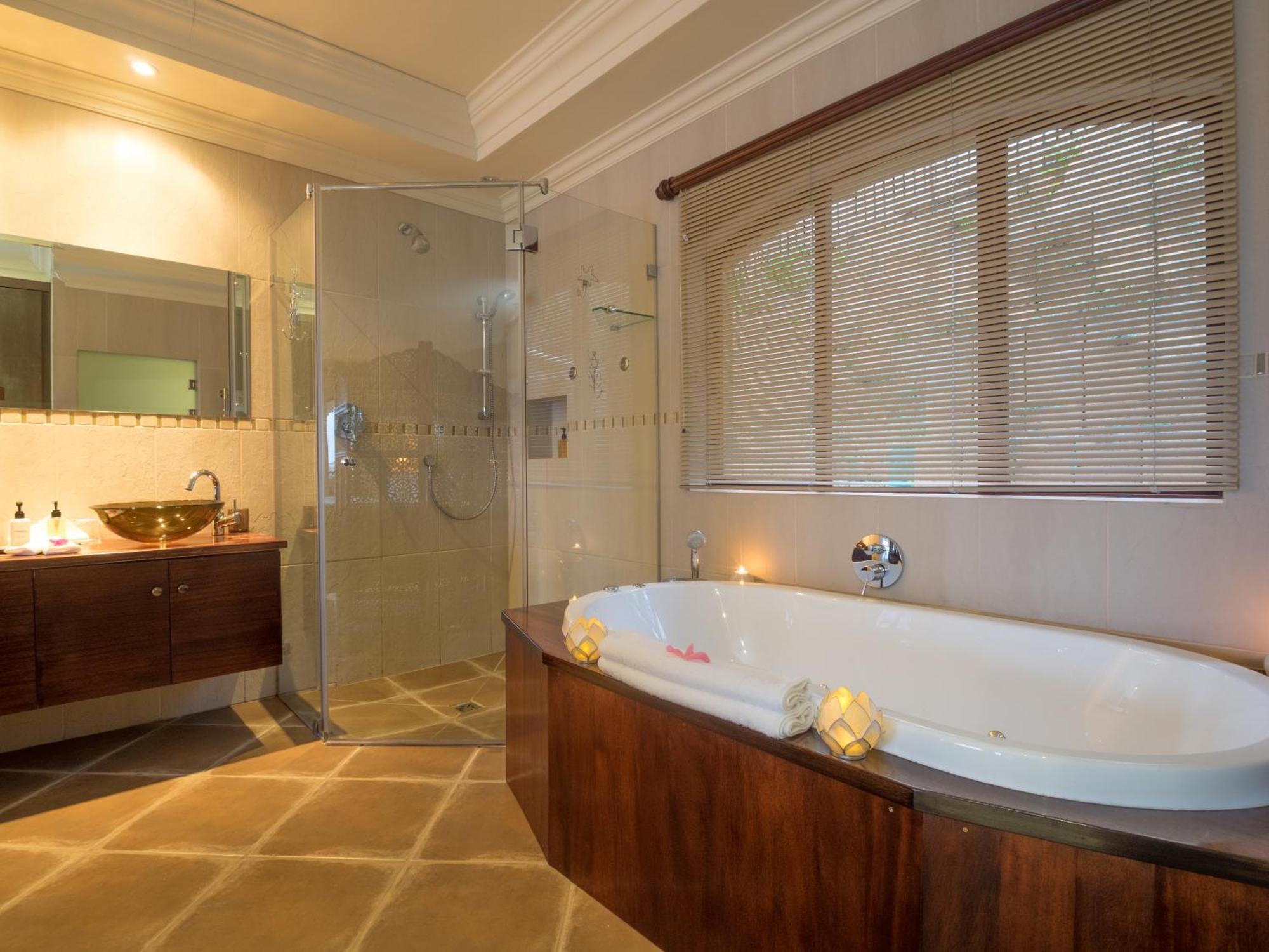 Villa Paradisa Guest House Knysna Kamer foto