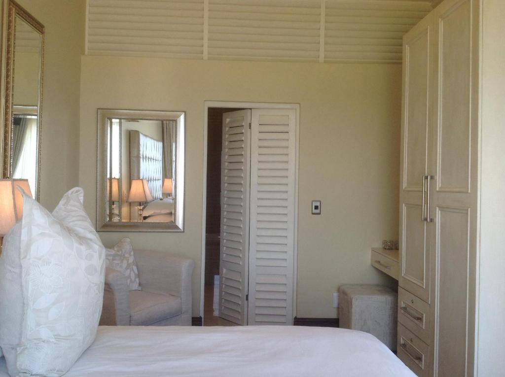 Villa Paradisa Guest House Knysna Kamer foto