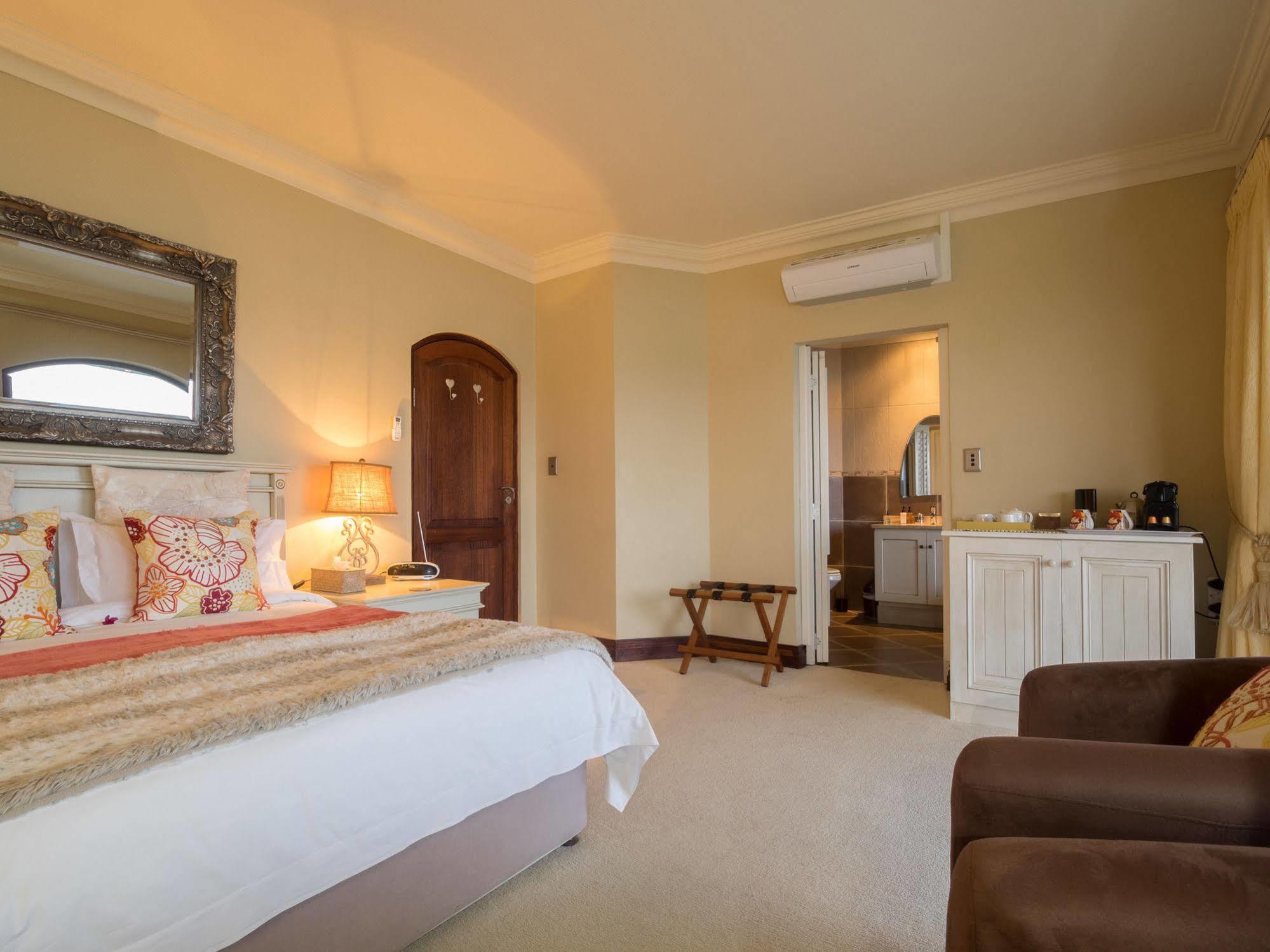 Villa Paradisa Guest House Knysna Buitenkant foto